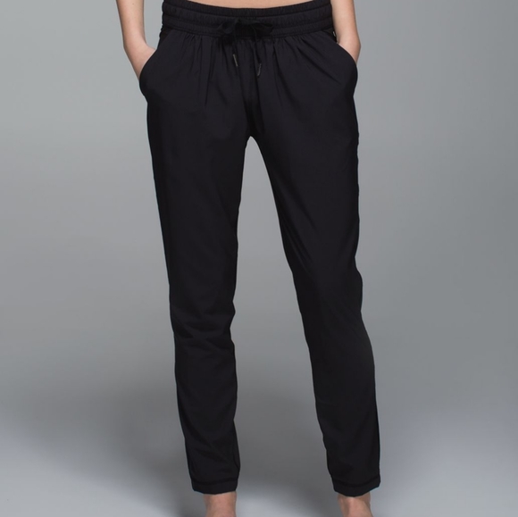 lululemon athletica Pants - Euc lululemon namaskar pant